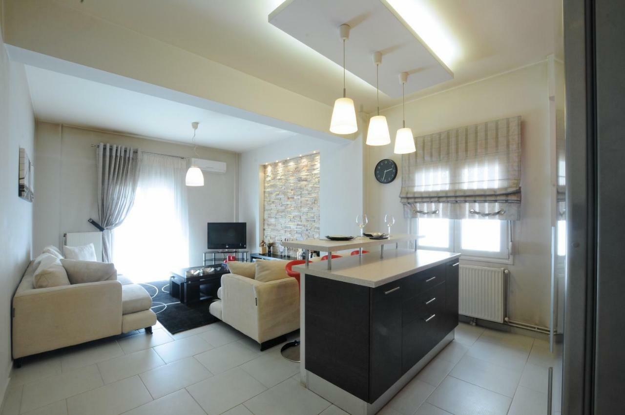 F & B Collection - Apartment For 3 เทสซาโลนิกิ ภายนอก รูปภาพ