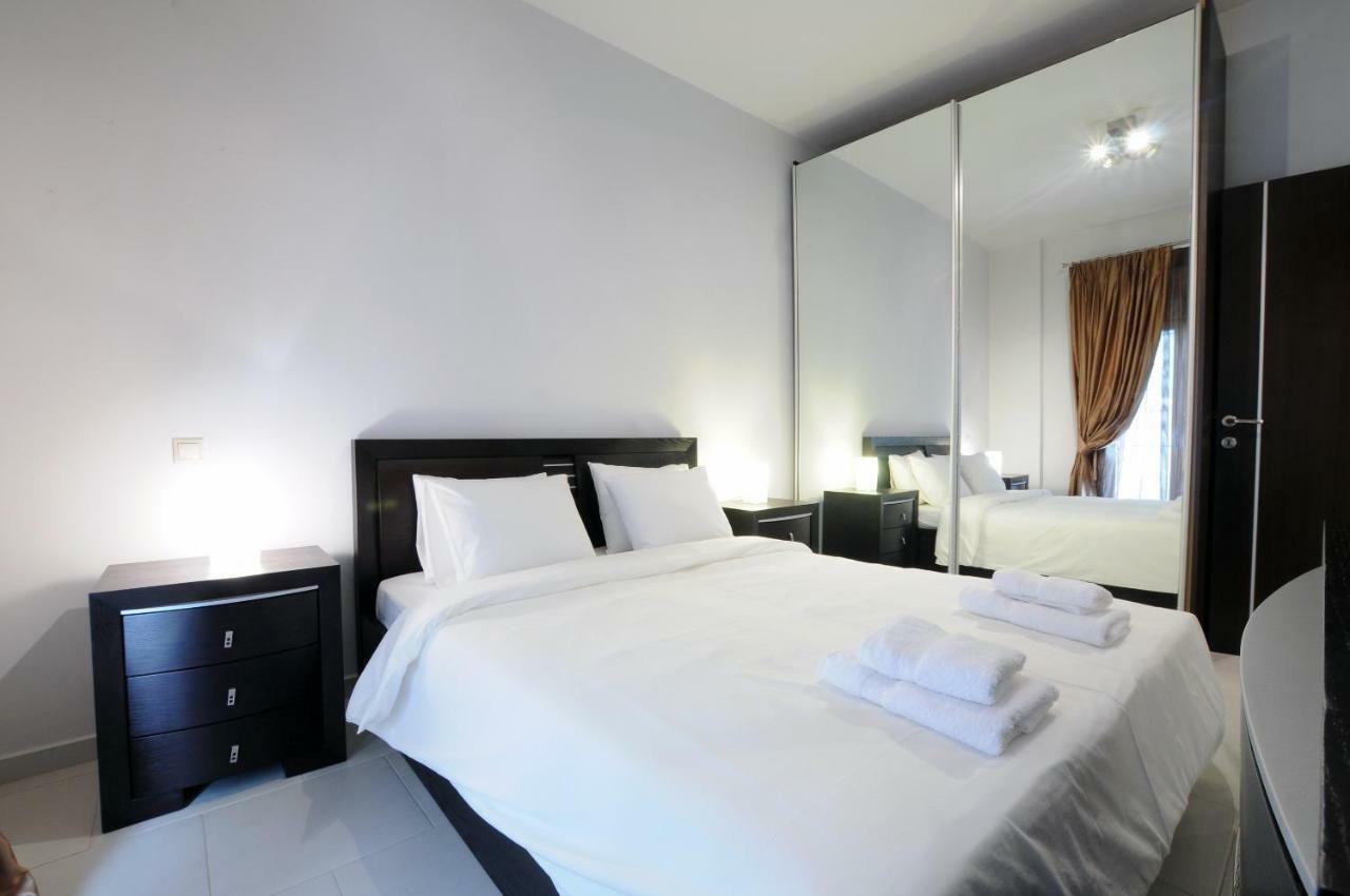 F & B Collection - Apartment For 3 เทสซาโลนิกิ ภายนอก รูปภาพ